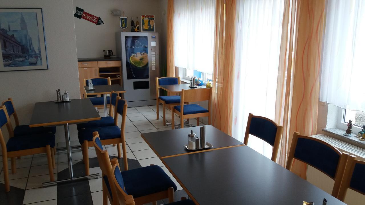 Motel Am Highway Althengstett Zewnętrze zdjęcie